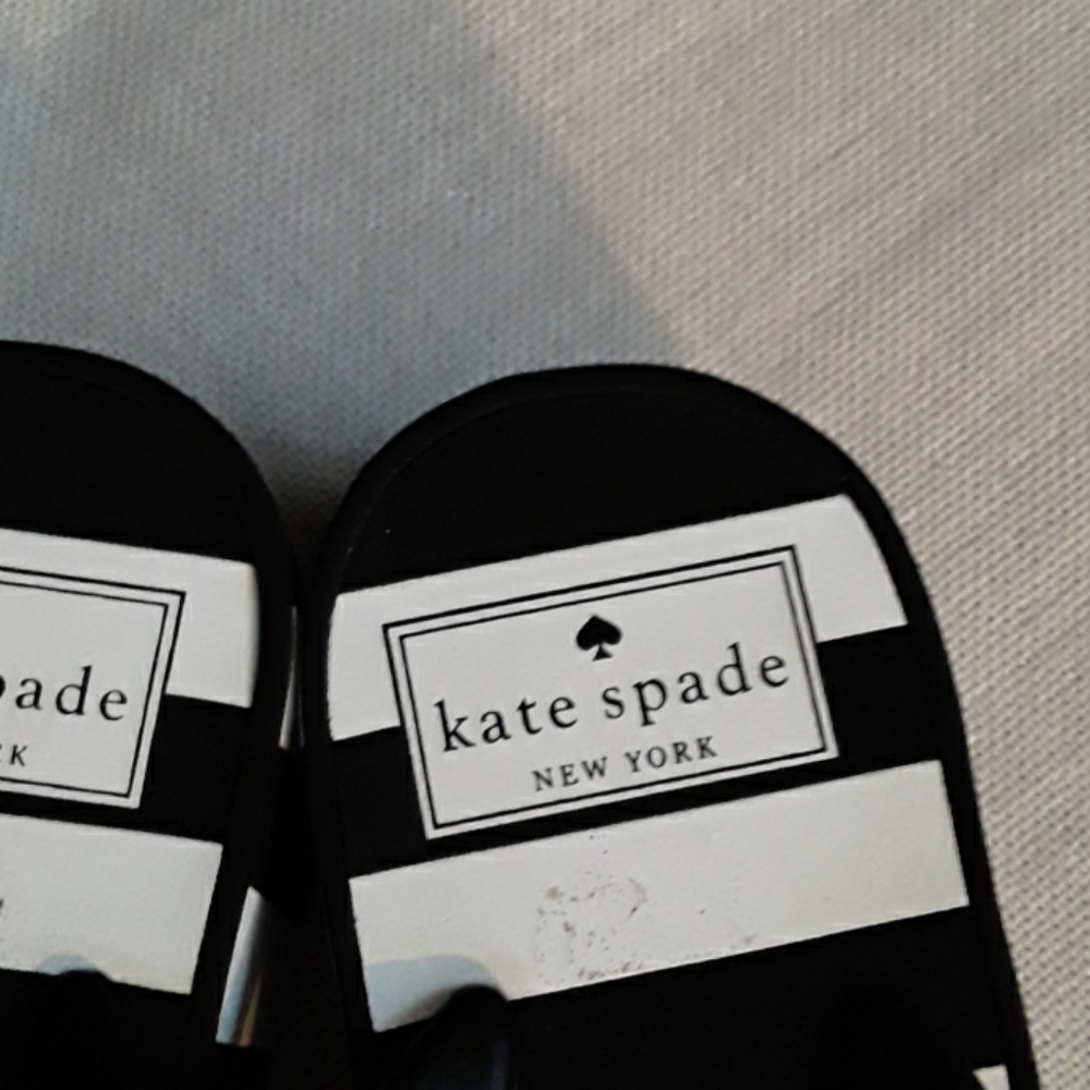 Kate Spade Wedge Sandals / Flip Flops - Picture 3 of 4
